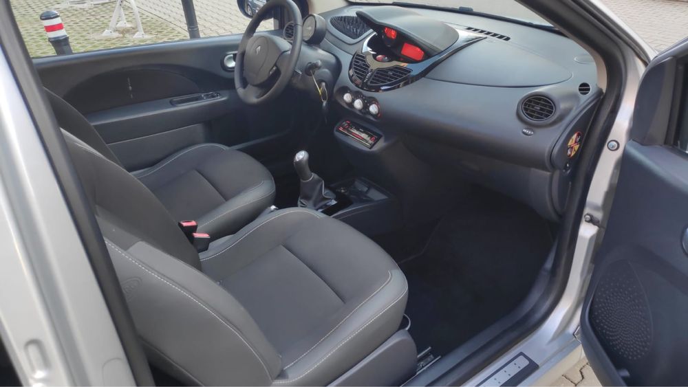 Renault twingo 2, 1.5 dci 90 cp, euro 5 , masina de oras