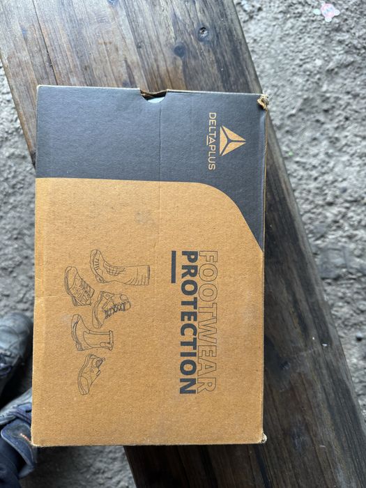 Bocanci protectie nr 43 noi