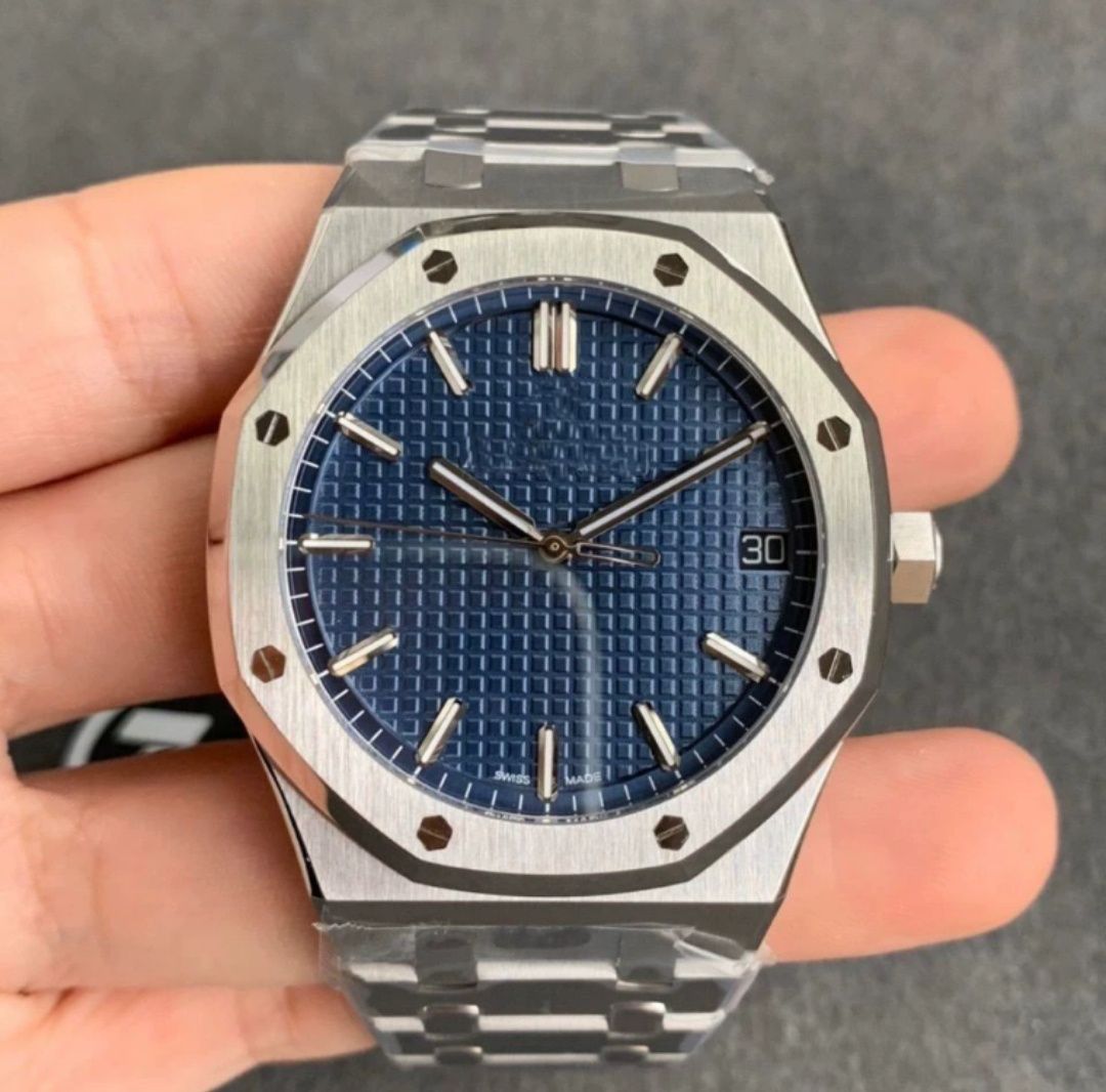 Rolex Submariner омаж.