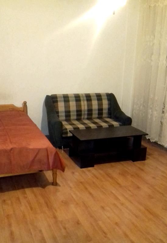 Дава се под наем Едностаен апартамент в Пловдив, Тракия - 36 кв.м за 250 € - Снимка #1