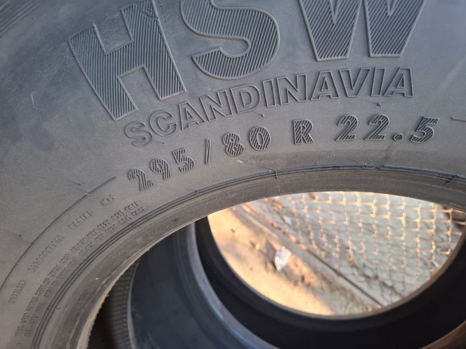 Vând cauciucuri remorca fără camera