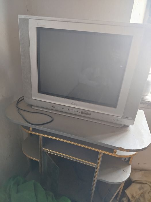 LG ( ЛГ, ЭЛЖИ) телевизор сатылады