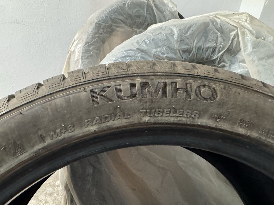 4 anvelope iarna Kumho 255/45/r20 DOT3021