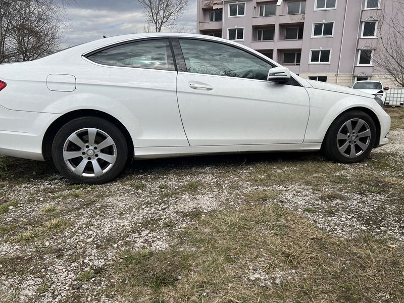 Mercedes W204 Coupe C220cdi OM651 на части