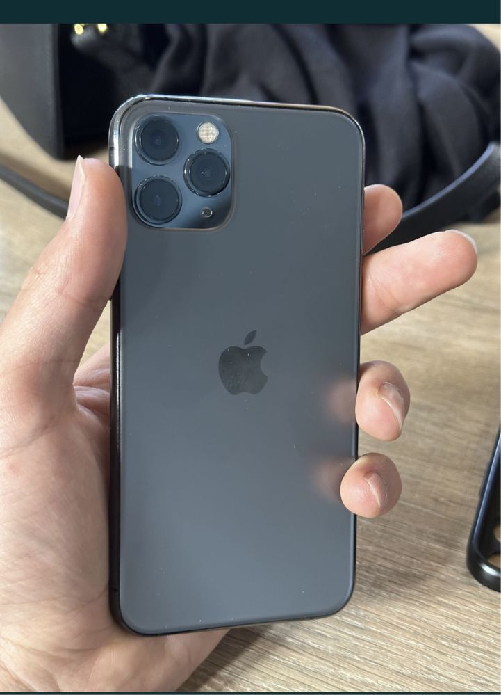 Срочно продается IPhone 11 Pro 256 gb