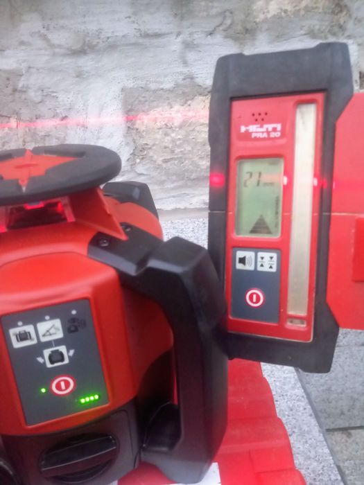 Ротационен лазерен нивелир Hilti PR 30-HVS