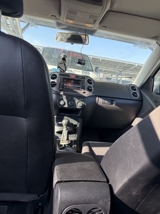 volkswagen  tiguan 4X4