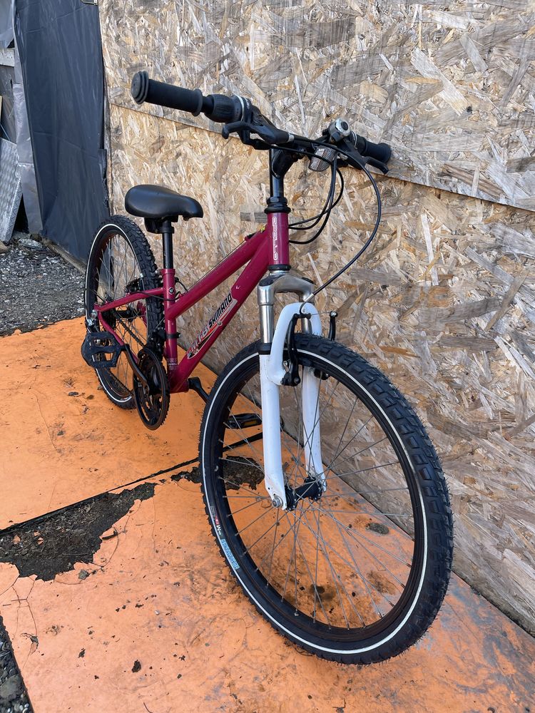 Bicicleta shimano  roti 24”