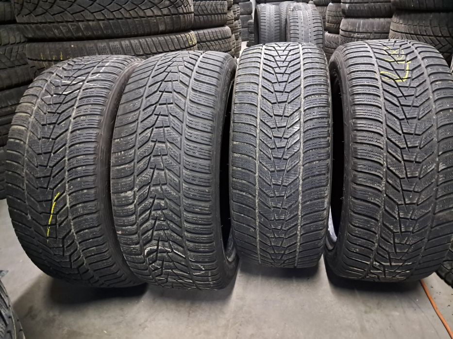 Anvelope second iarna 235 45 R18 Hankook