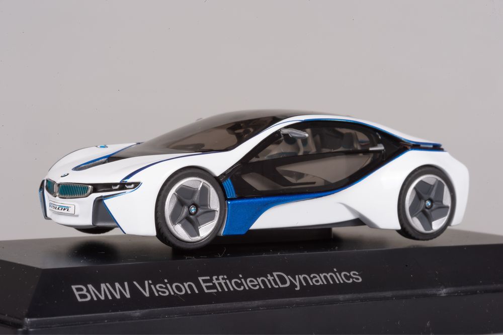 1/43 macheta BMW Vision Efficient Dynamics - jadi/paragon