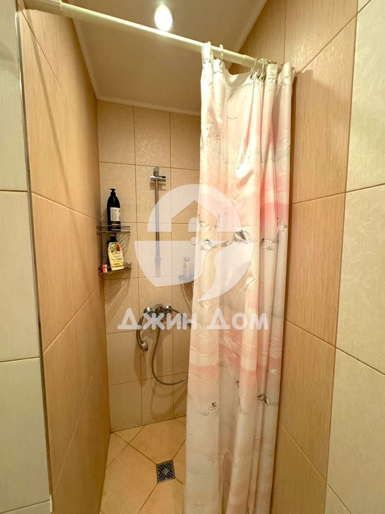 Продава се Тристаен апартамент в Бургас, Сарафово - 119 кв.м за 1841 €/кв.м - Снимка #7