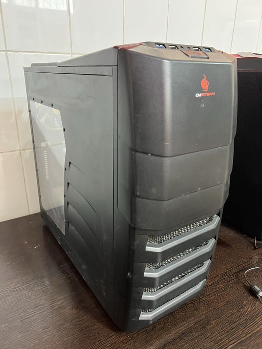 Продается 2 компьютеры комплект