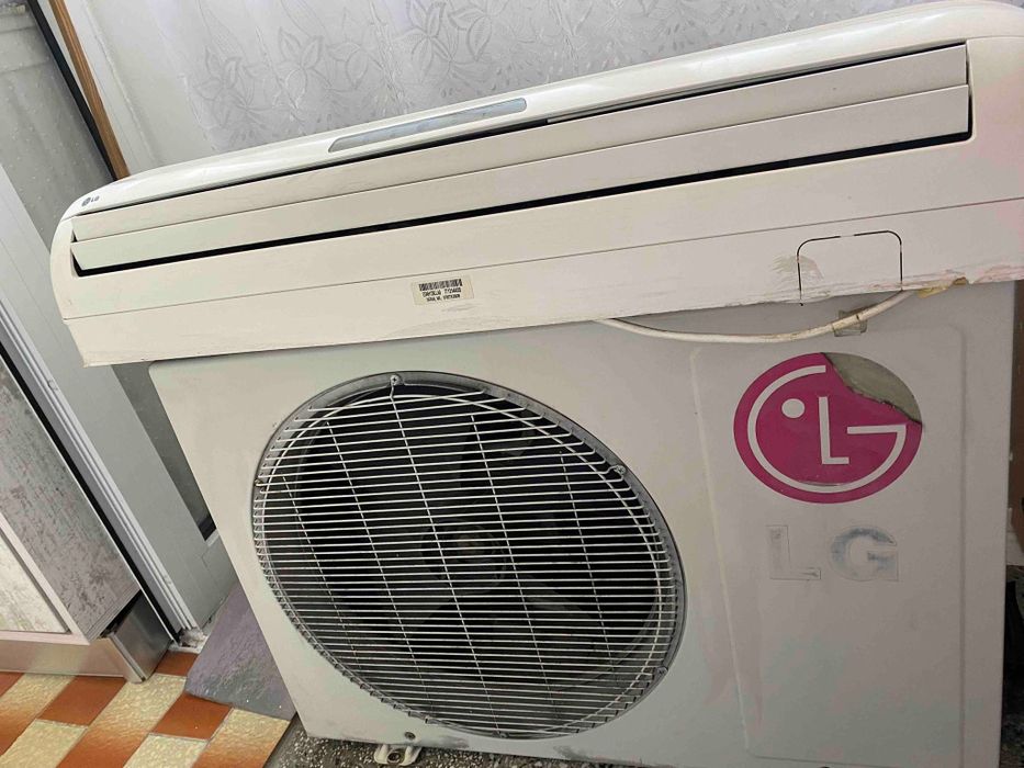 Работещ климатик LG 12ка