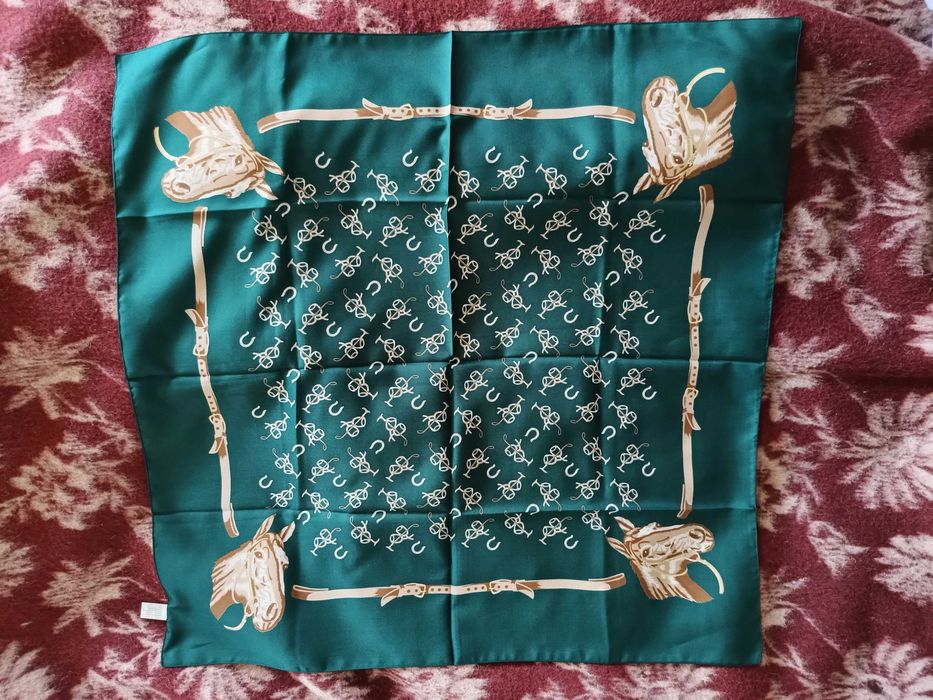 Фина кърпа с конски мотиви