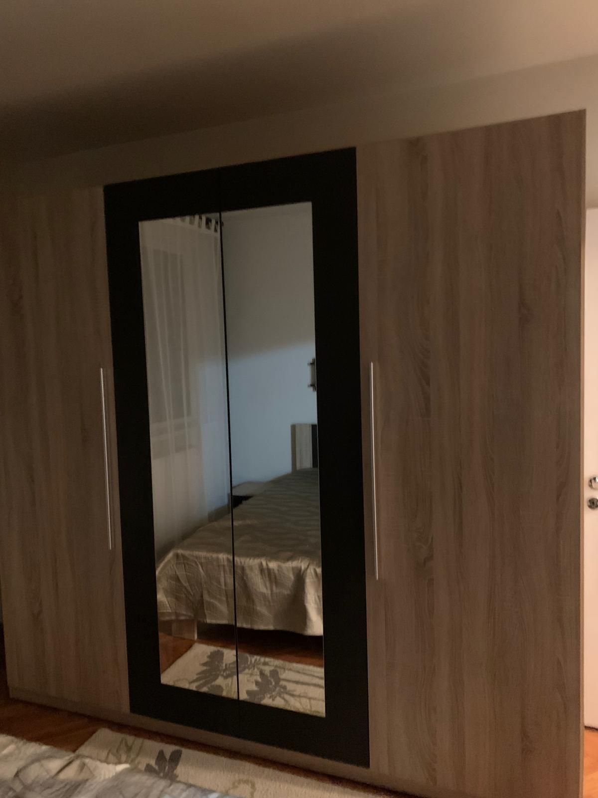 Autentic!Proprietar închiriez ap 3 camere dec etaj 3 cu lift C Sagului