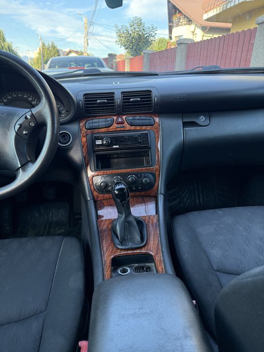 Mercedes-benz c class w203