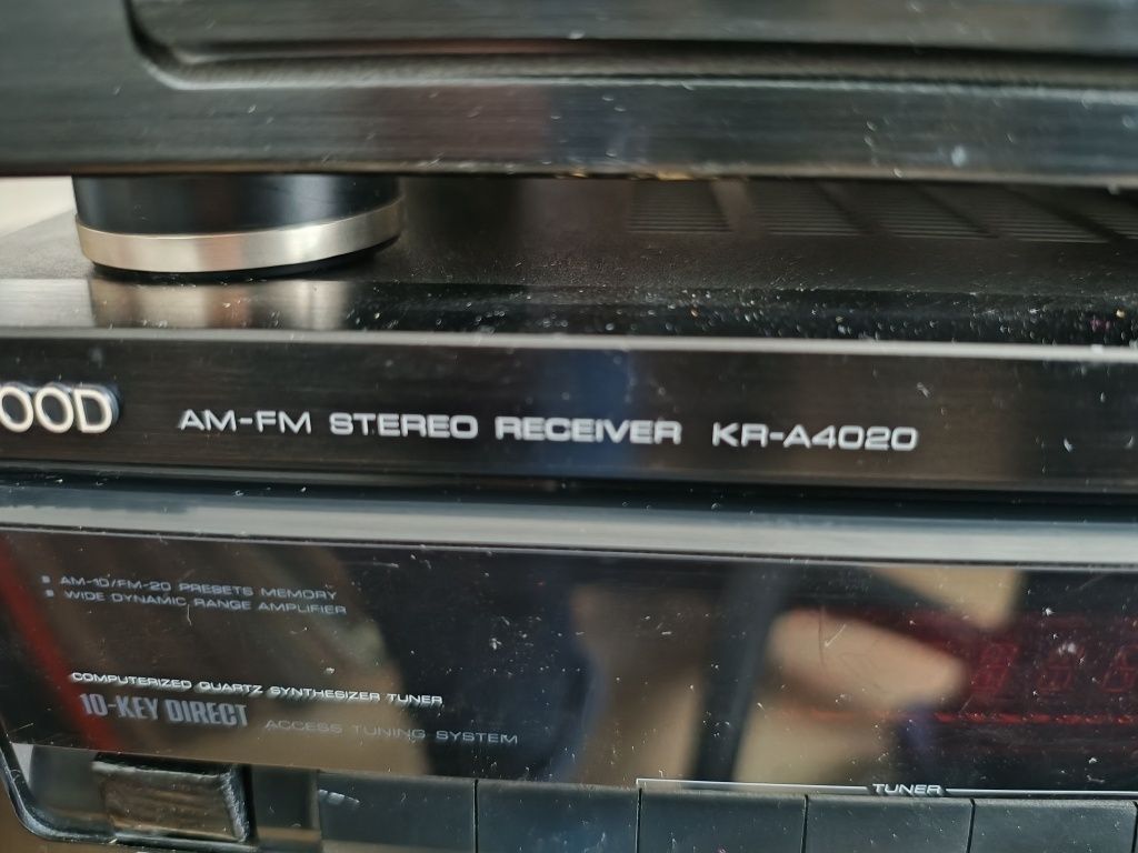 Linie stereo analogică și componente Kenwood