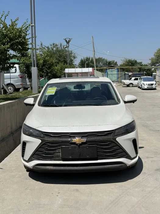 Chevrolet Monza 1.5 naqt va nasiyaga