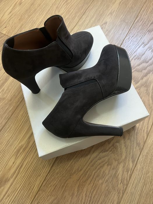 Vand botine culoare gri