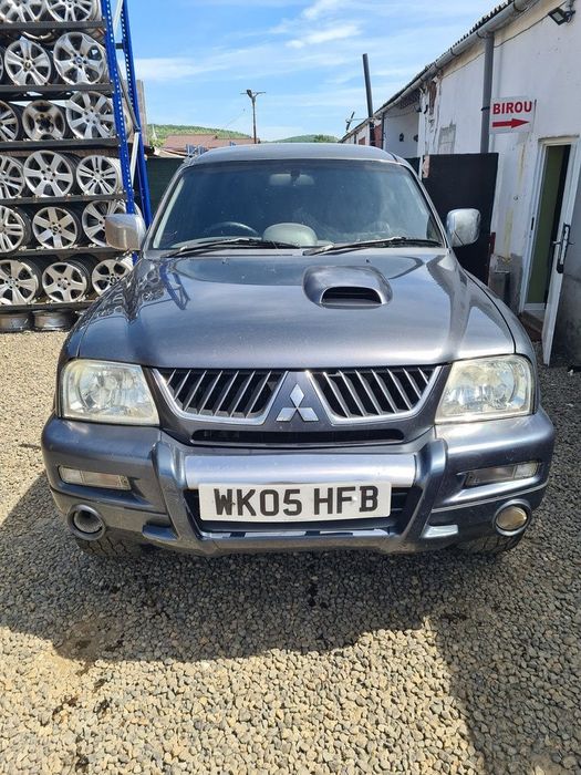 Dezmembrari dezmembrez  Mitsubishi L200 III  2.5 Diesel 2002-2006