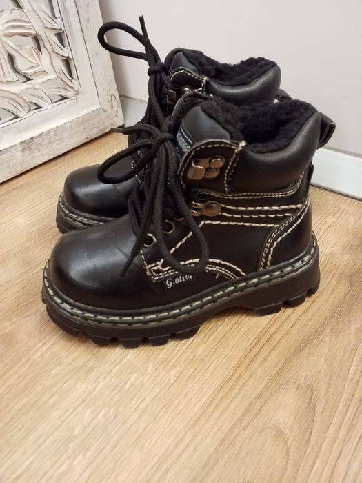 Ghete îmblănite marime 26. Impecabile.