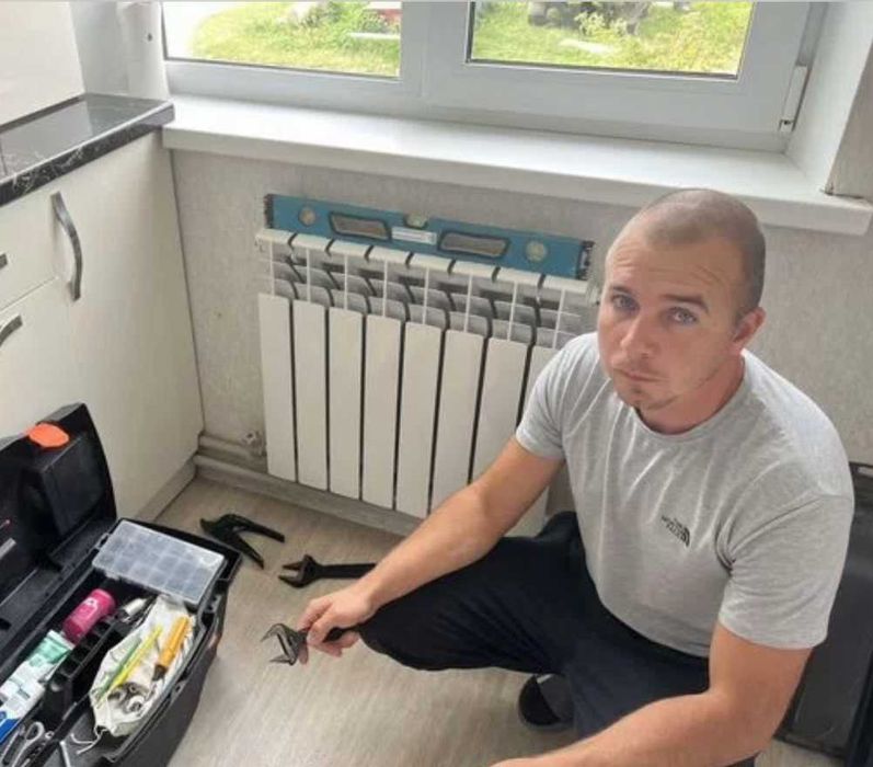 Услуги сантехника: монтаж водоснабжения,установка унитаза!