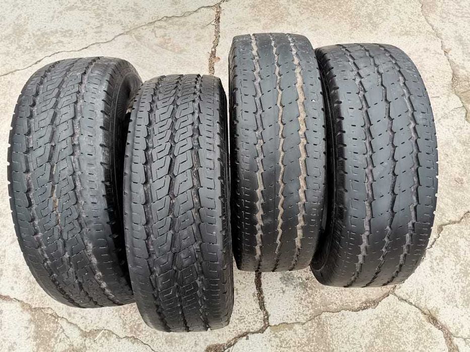 215 70 R15 CP Continental Vancocamper DOT 0719