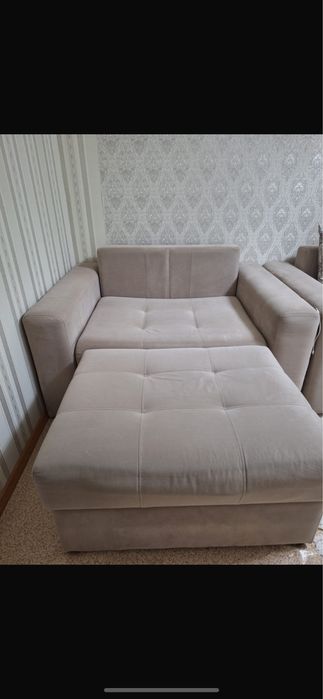 Продам кресло и пуф