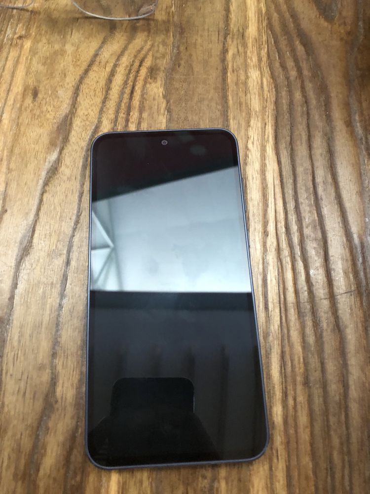 Samsung a 35 sotiladi