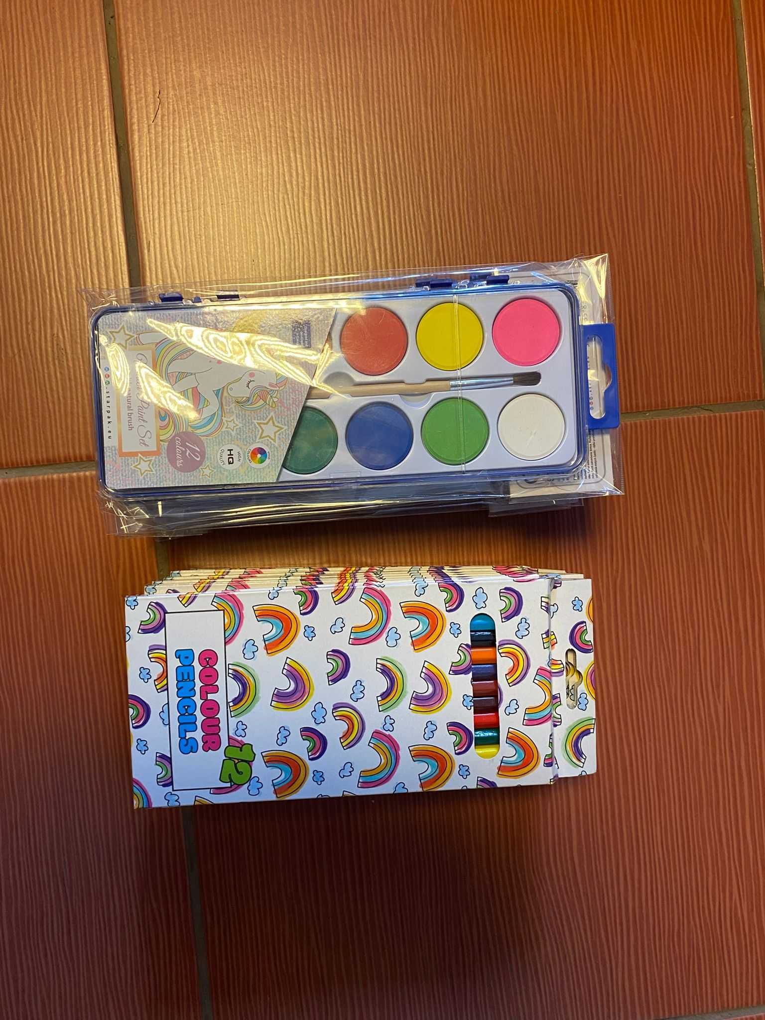 Vând stoc produse pentru bebeluși/copii și școală, engros