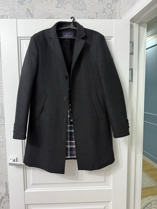 Мужкое демисезонное пальто