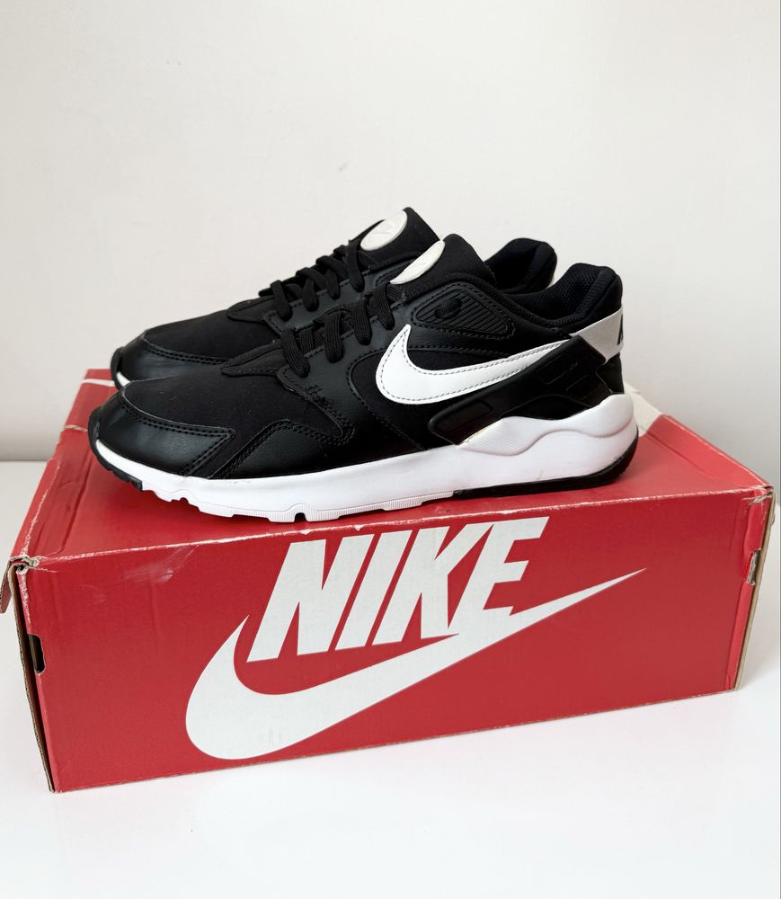 Nike LD Victory ”White Black” (42) Маратонки