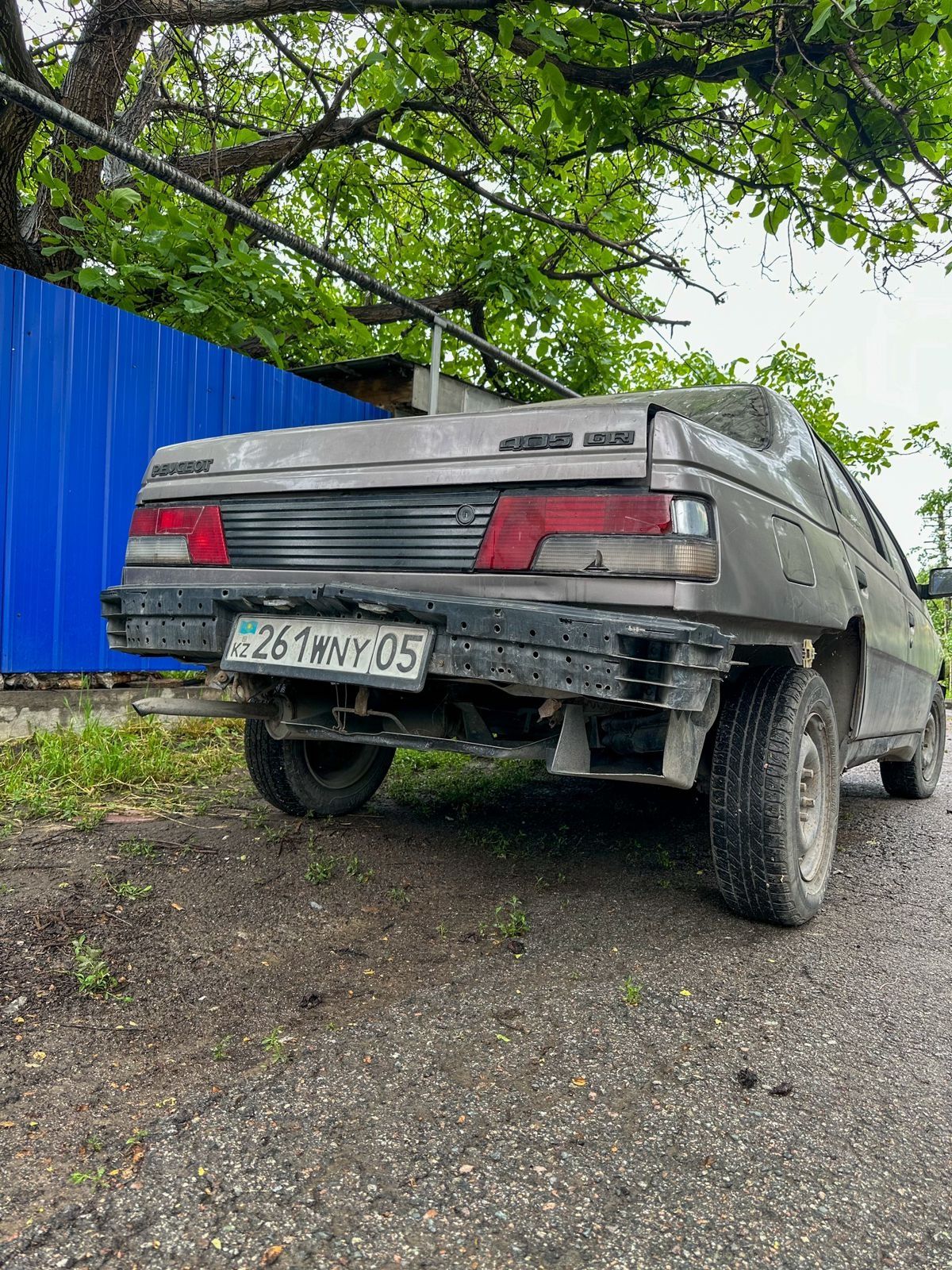 Пижо 405 не нахаду нет искры