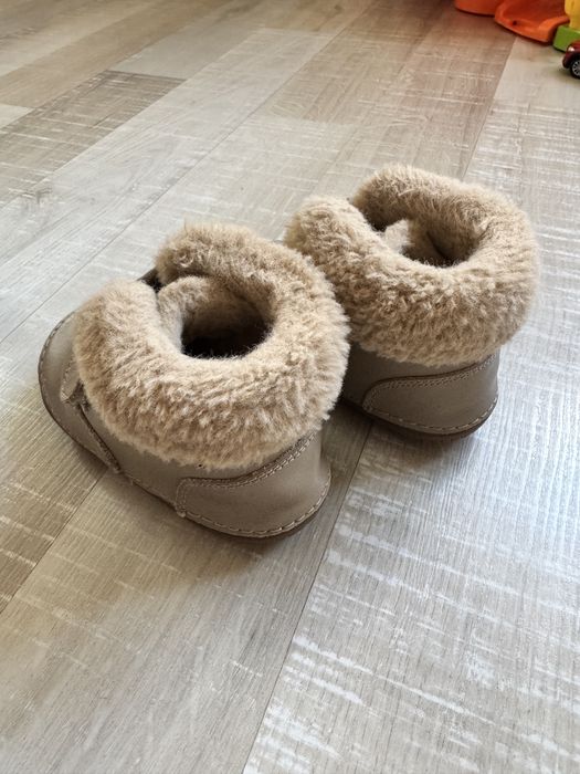 Бебешки боси обувки Колев и Колев + подарък