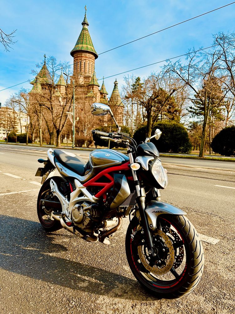 Vand suzuki gladius sv 650 ABS 23.000 km