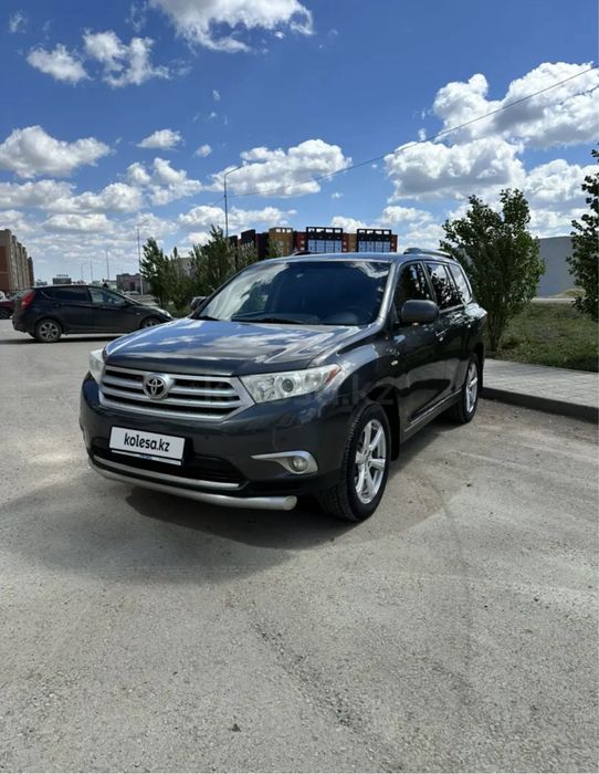 Продам Toyota Highlander 2011 г.