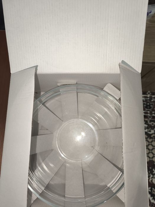 Посуда Салатник новый можно греть в микроволновке