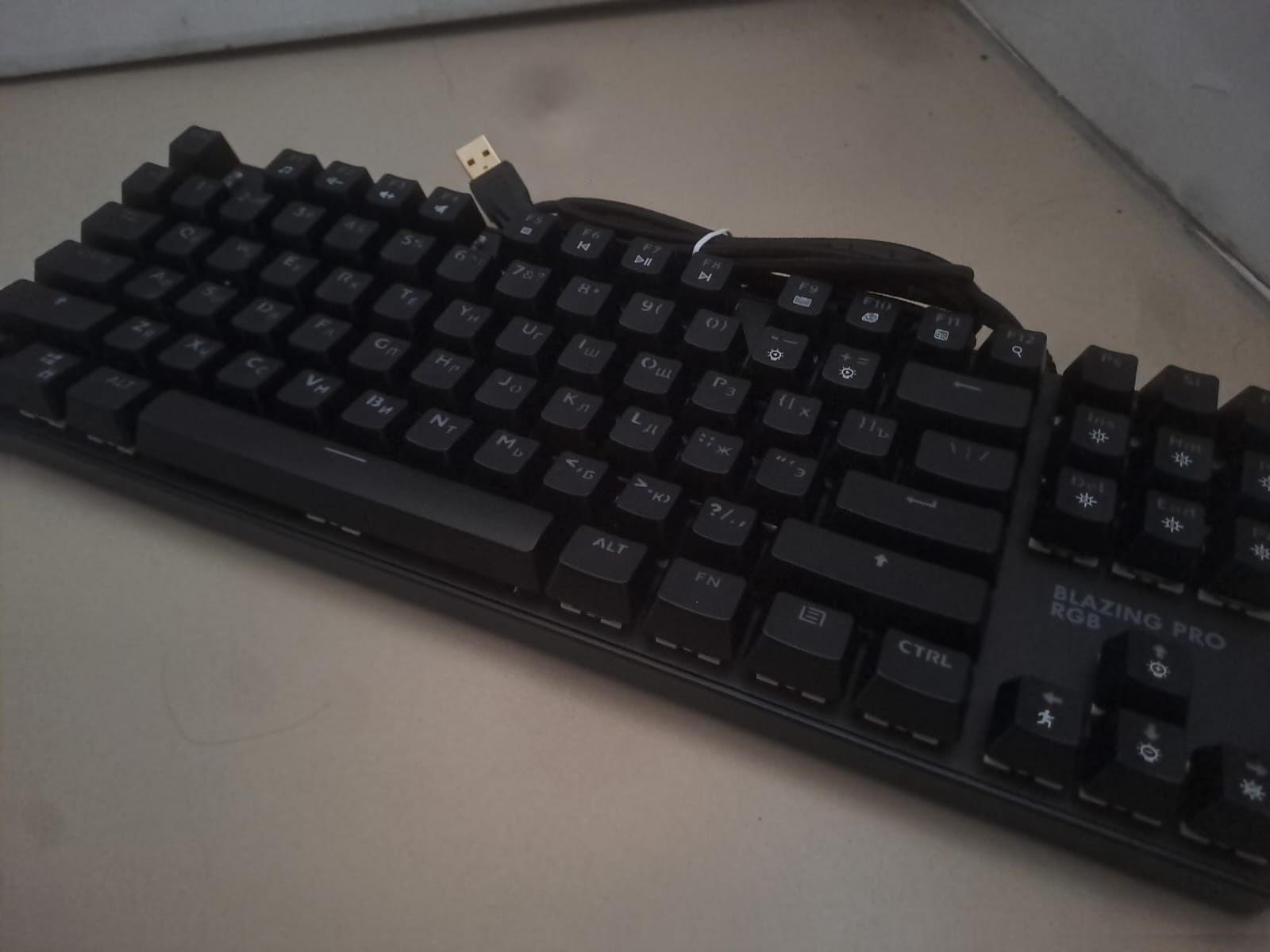 Продам игровую клавиатуру