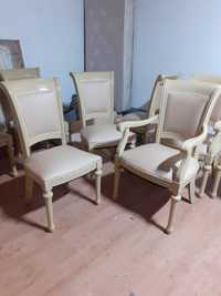 Перетяжка реставрация отбивка ремонт мягкой мебели и стулев