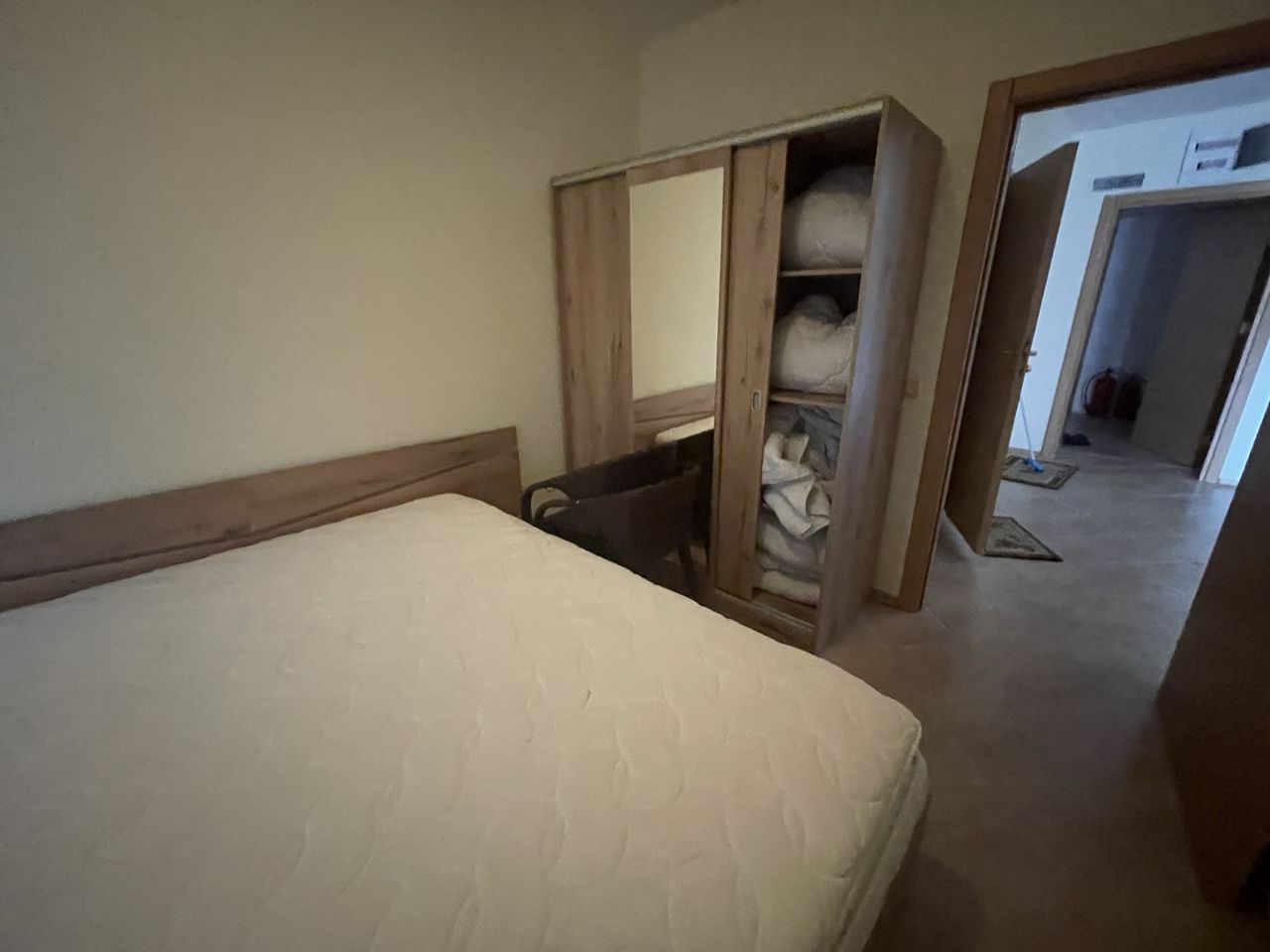 Продава се Двустаен апартамент в Бяла - 96 кв.м за 511 €/кв.м - Снимка #2