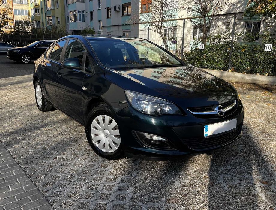 Opel Astra J 1.6 CDTi - Cutie Automata