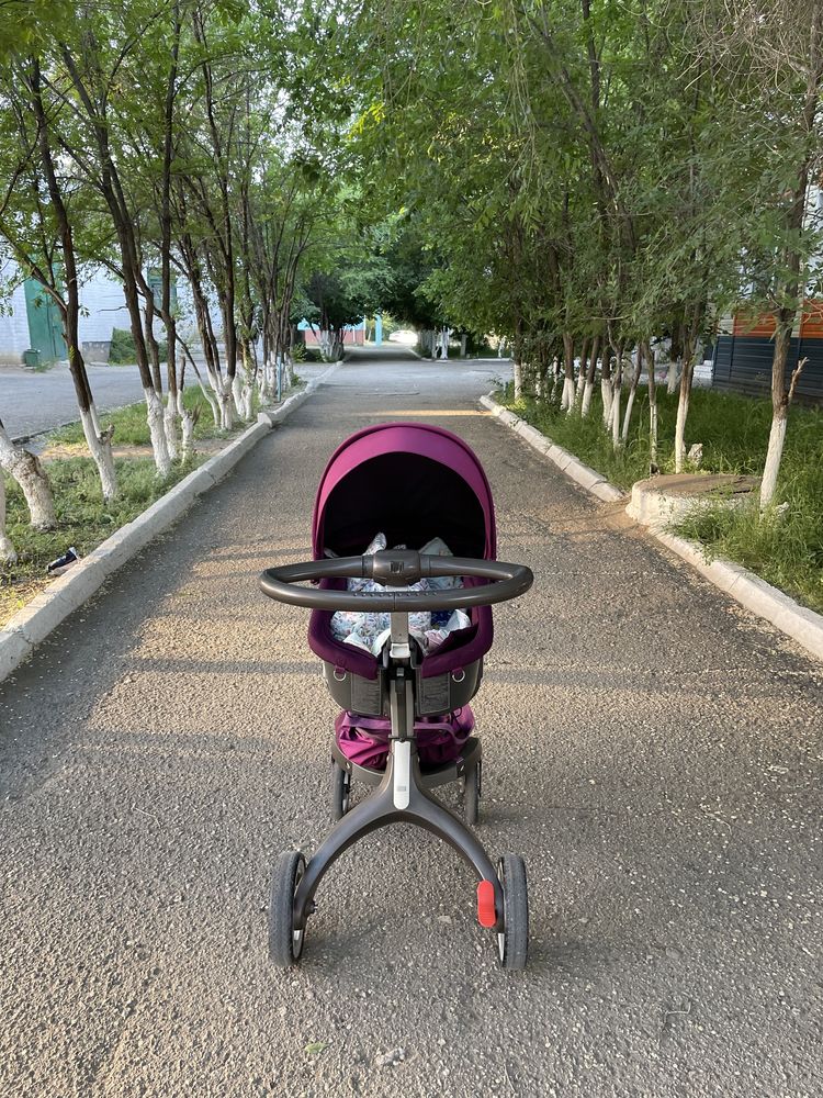 Коляска Stokke v4