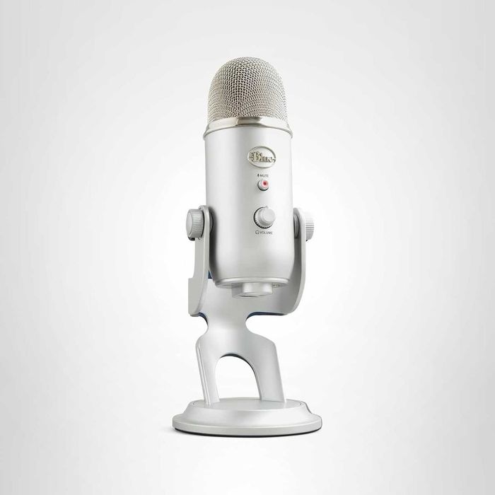 Blue Yeti USB микрофон Silver за стрийминг и подкаст