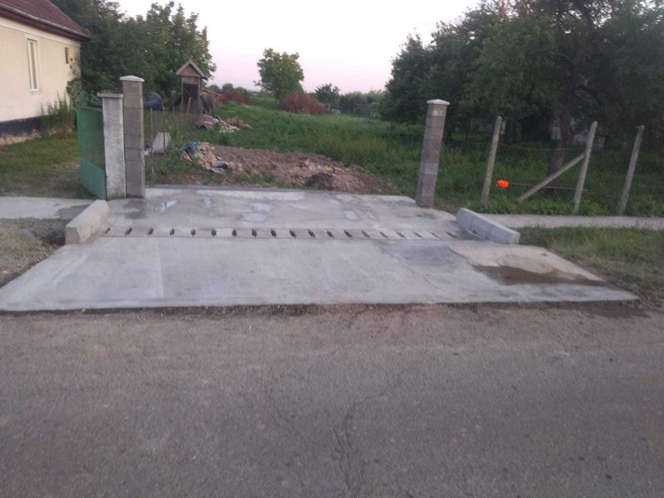 Teren 58 de ari, Petin - Paulesti parcelabil. Utilitati la strada.