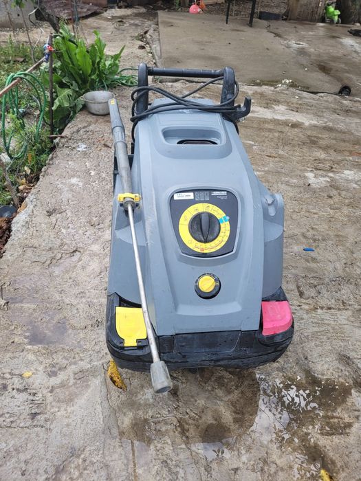 Vand KARCHER profesional