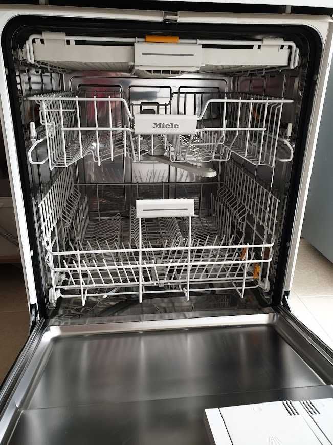 Auto Open - Съдомиялна Miele - 14 Комплекта - Свободностояща - 60см