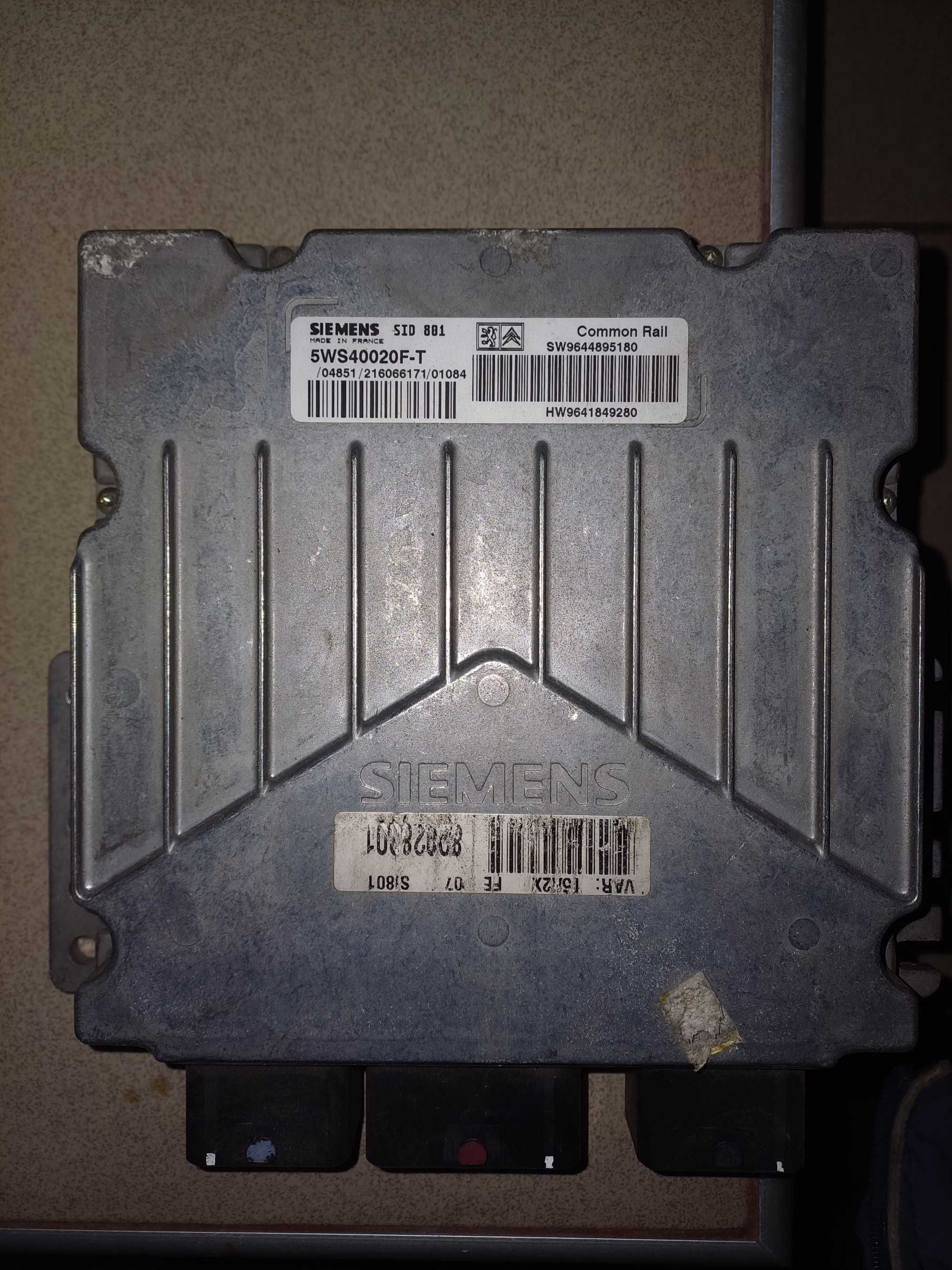 Компютър ECU SIEMENS ситроен пежо 2.0 HDI