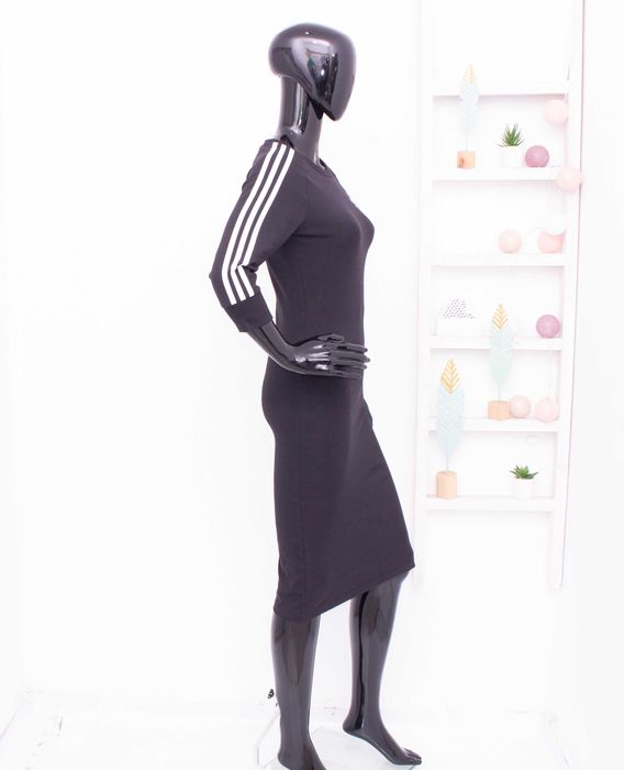 Adidas оригинална дамска рокля черна 3 stripes dress S нова