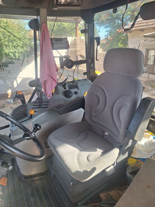 Tractor Casse MX135