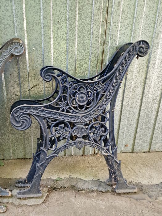 Picioare banca ornamentale din fonta, lemn